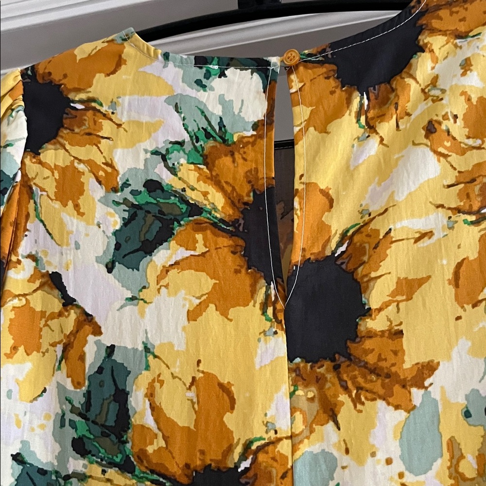 Just Female
Size EU 32/ US 6  Sunflower Print Maxi Dress - Picture 8 of 11